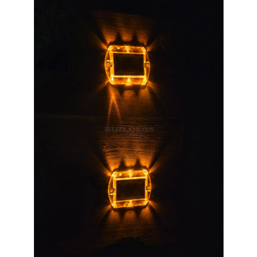 Solar Pathway Amber Light